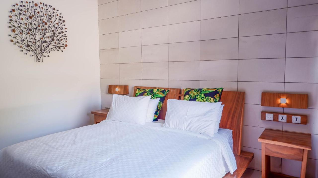 Segara Beach House Kuta Lombok Exterior foto